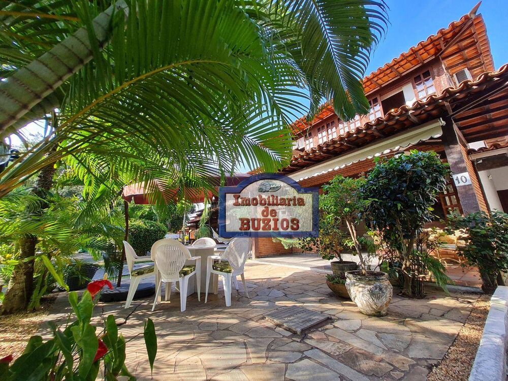 Casa de Condomínio para alugar com 4 quartos, 150m² - Foto 1