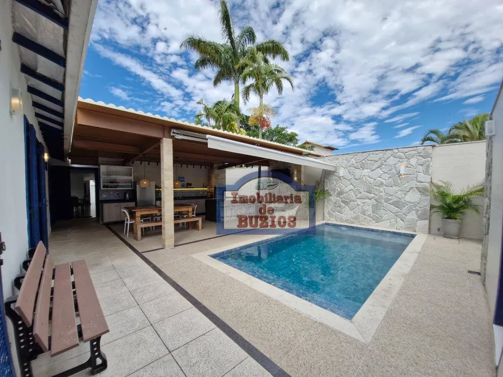Casa, 4 quartos, 200 m² - Foto 1