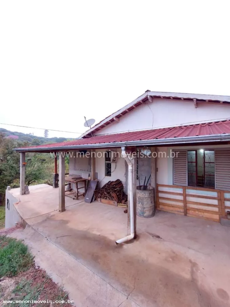 Chácara, 2 quartos, 2500 m² - Foto 1