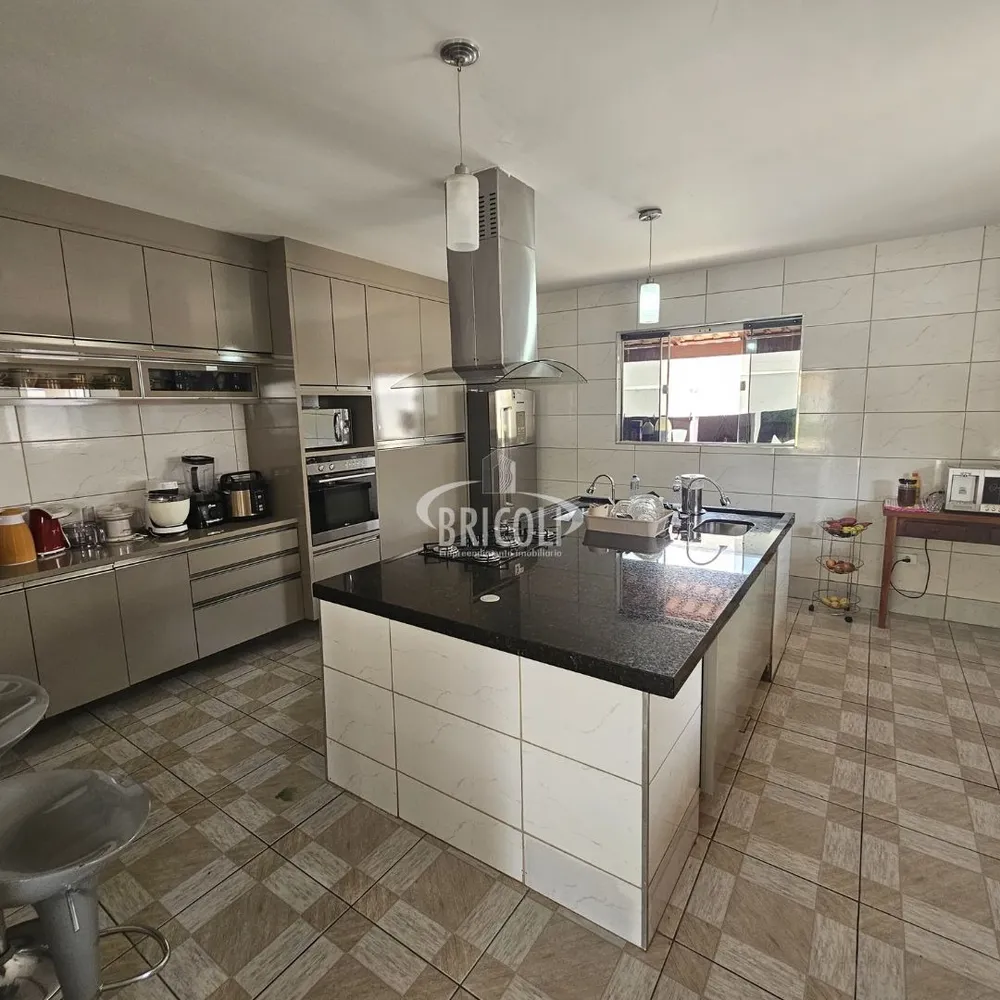 Casa, 3 quartos, 1040 m² - Foto 11