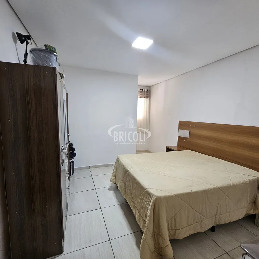 Casa, 3 quartos, 1040 m² - Foto 9