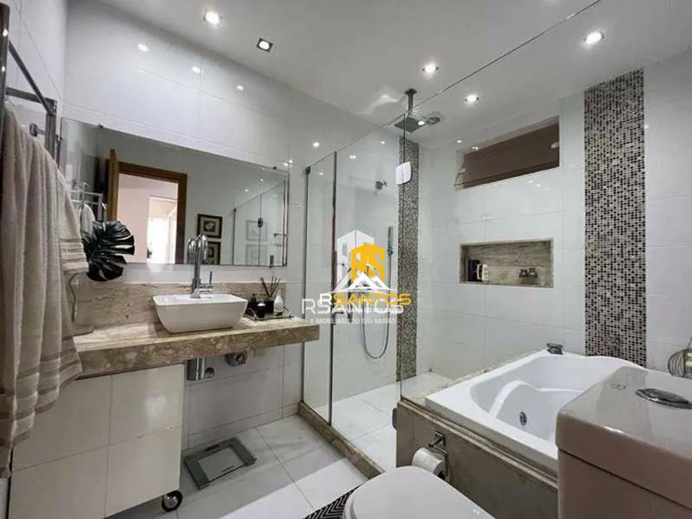 Casa, 4 quartos, 226 m² - Foto 1