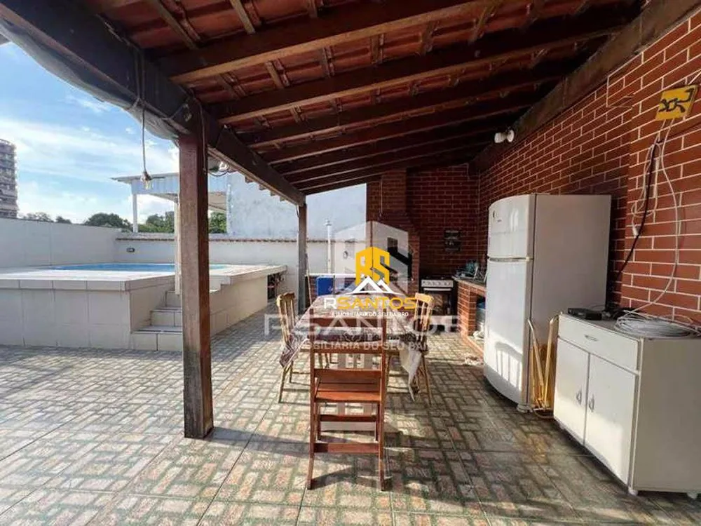 Casa, 4 quartos, 250 m² - Foto 15