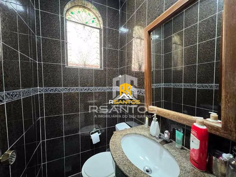Casa, 4 quartos, 250 m² - Foto 1