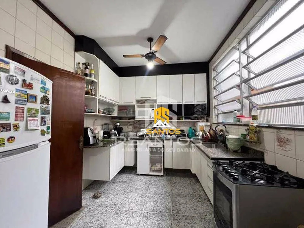 Casa, 4 quartos, 250 m² - Foto 18