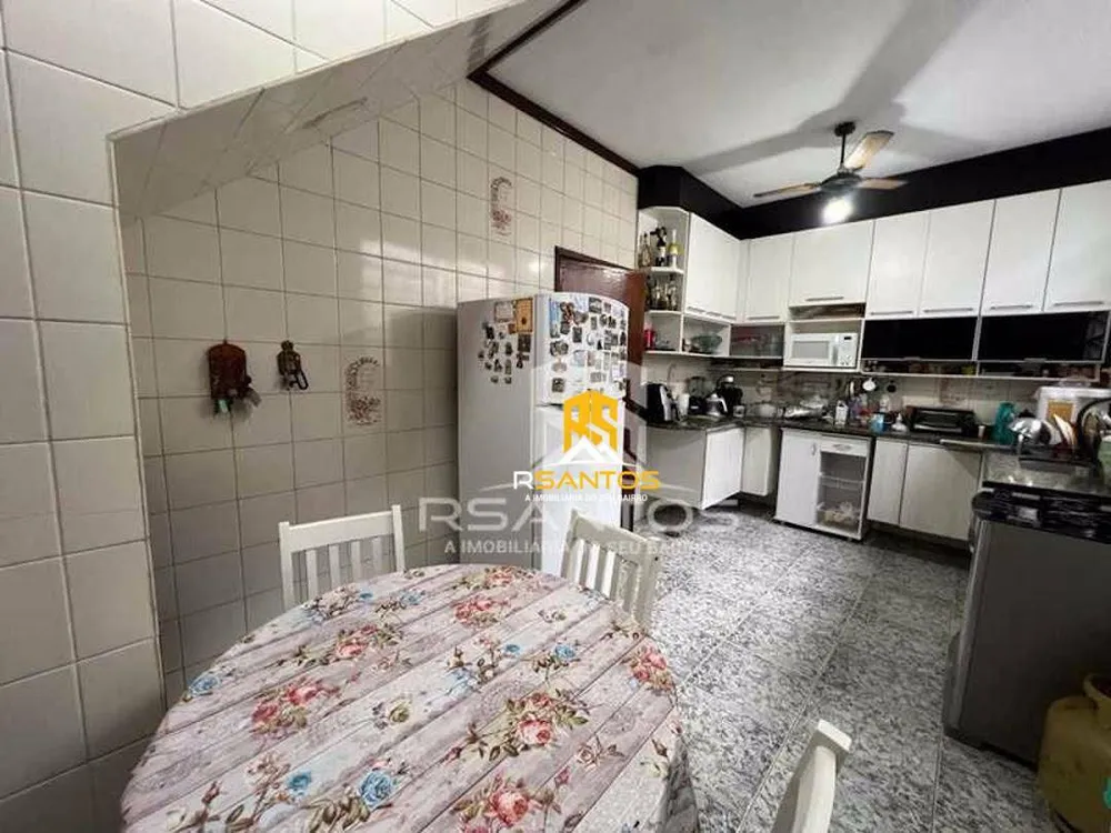 Casa, 4 quartos, 250 m² - Foto 7
