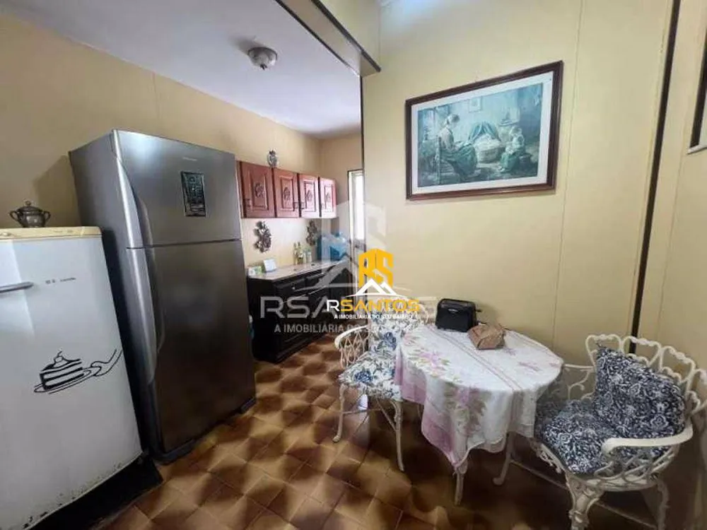 Casa, 3 quartos, 210 m² - Foto 8