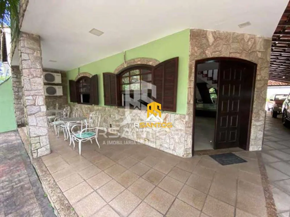 Casa, 3 quartos, 354 m² - Foto 1