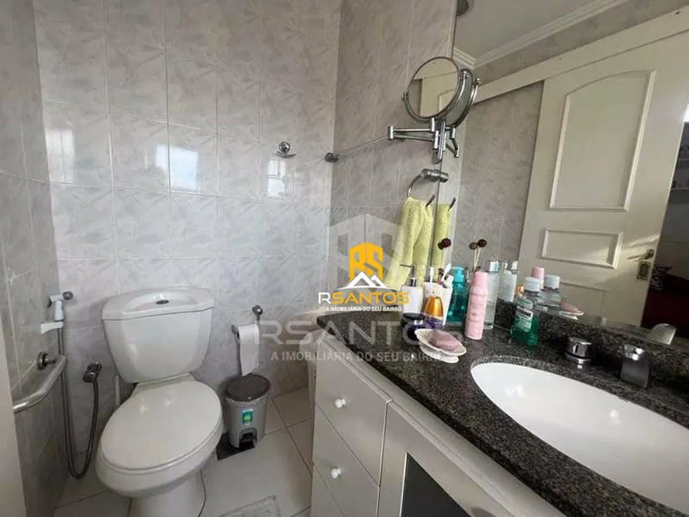 Cobertura, 3 quartos, 218 m² - Foto 2
