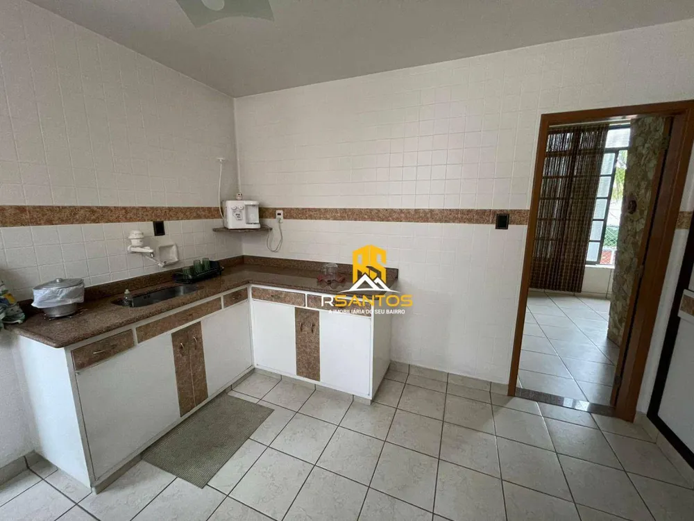 Casa, 3 quartos, 265 m² - Foto 14