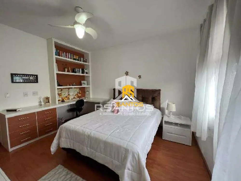Casa, 4 quartos, 439 m² - Foto 1