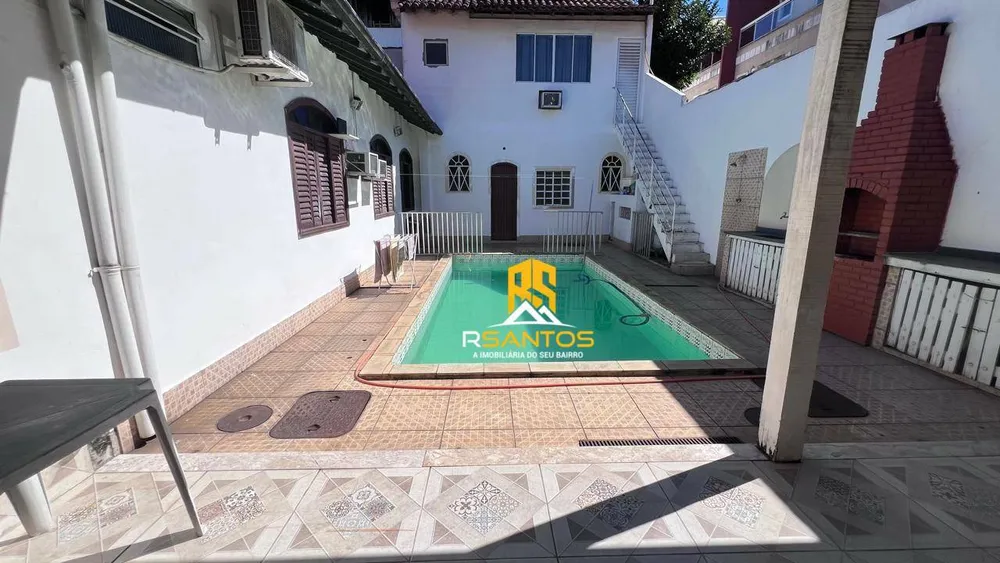 Casa, 3 quartos, 207 m² - Foto 2