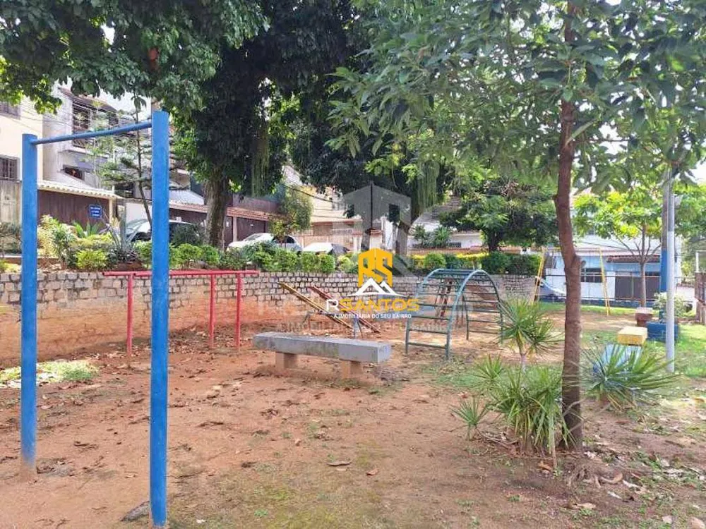 Casa, 3 quartos, 200 m² - Foto 2