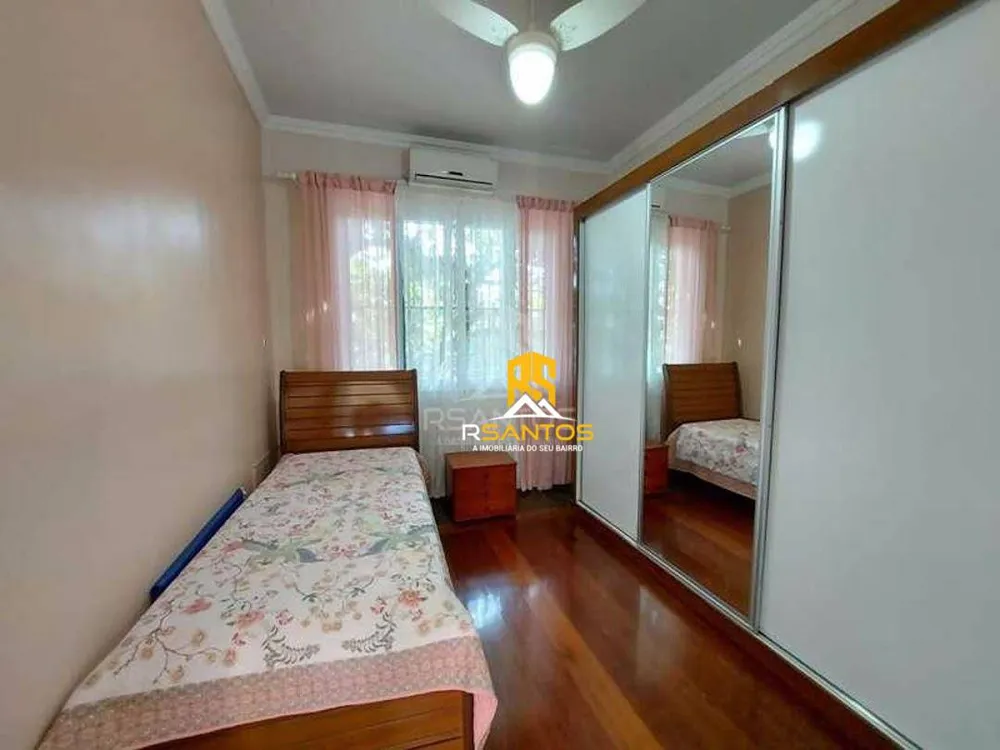 Casa, 3 quartos, 225 m² - Foto 17