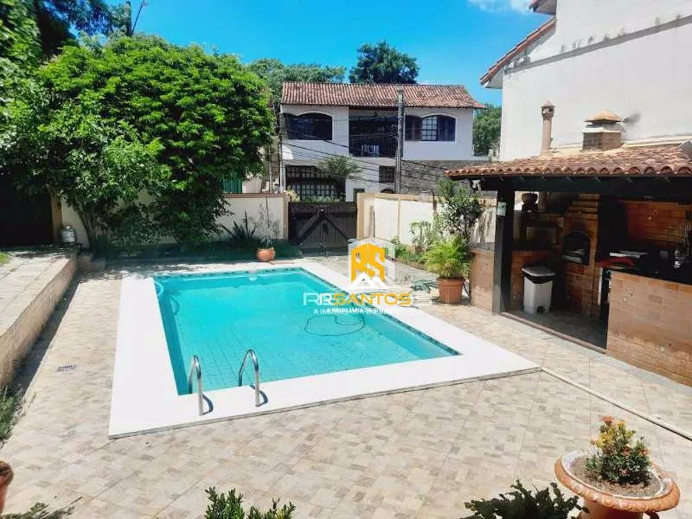Casa, 5 quartos, 220 m² - Foto 16