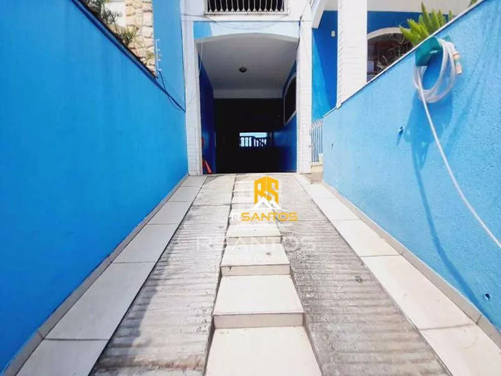 Casa, 3 quartos, 210 m² - Foto 1