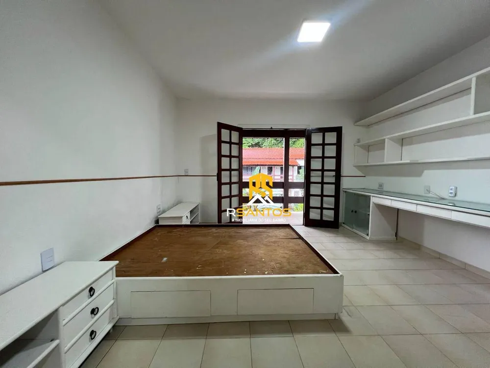Casa, 3 quartos, 250 m² - Foto 25