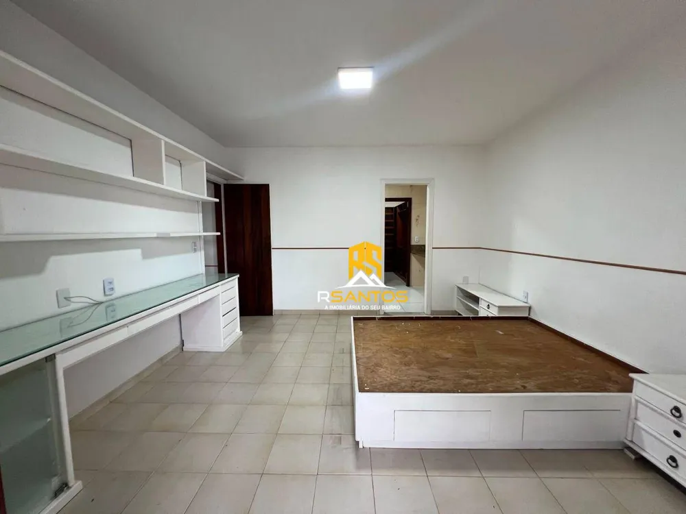 Casa, 3 quartos, 250 m² - Foto 13