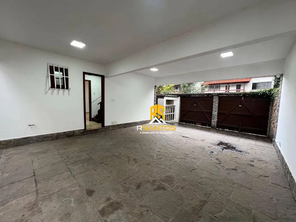 Casa, 3 quartos, 250 m² - Foto 17