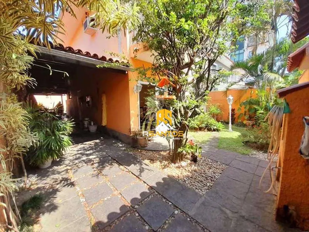 Casa, 3 quartos, 256 m² - Foto 17