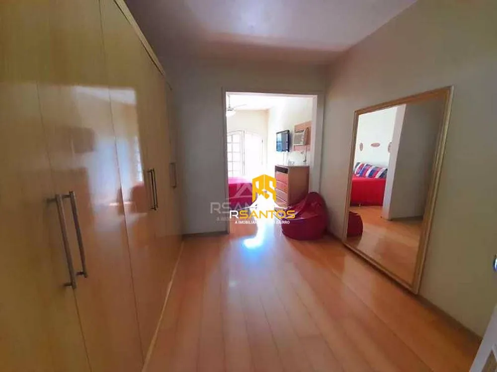 Casa, 3 quartos, 256 m² - Foto 16