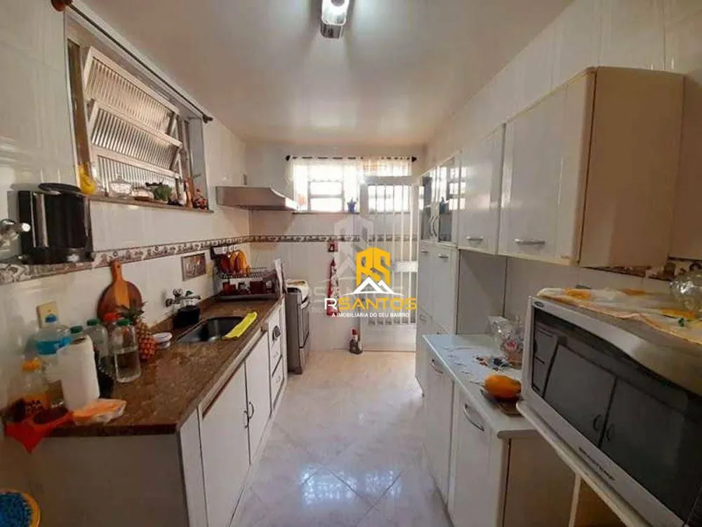 Casa, 3 quartos, 256 m² - Foto 2