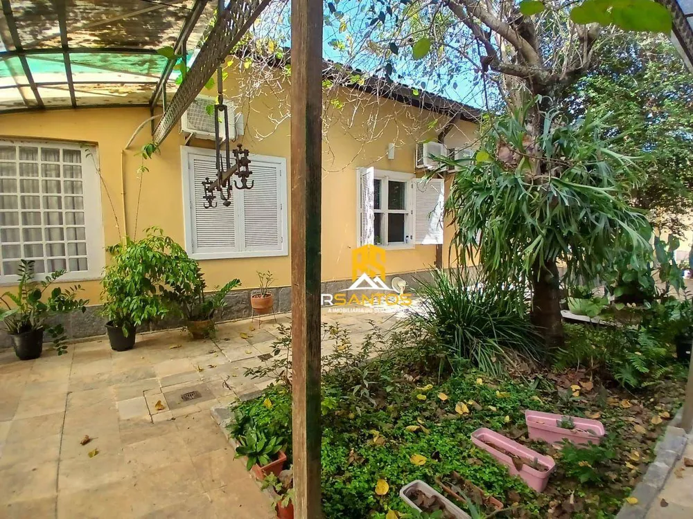 Casa, 6 quartos, 358 m² - Foto 4