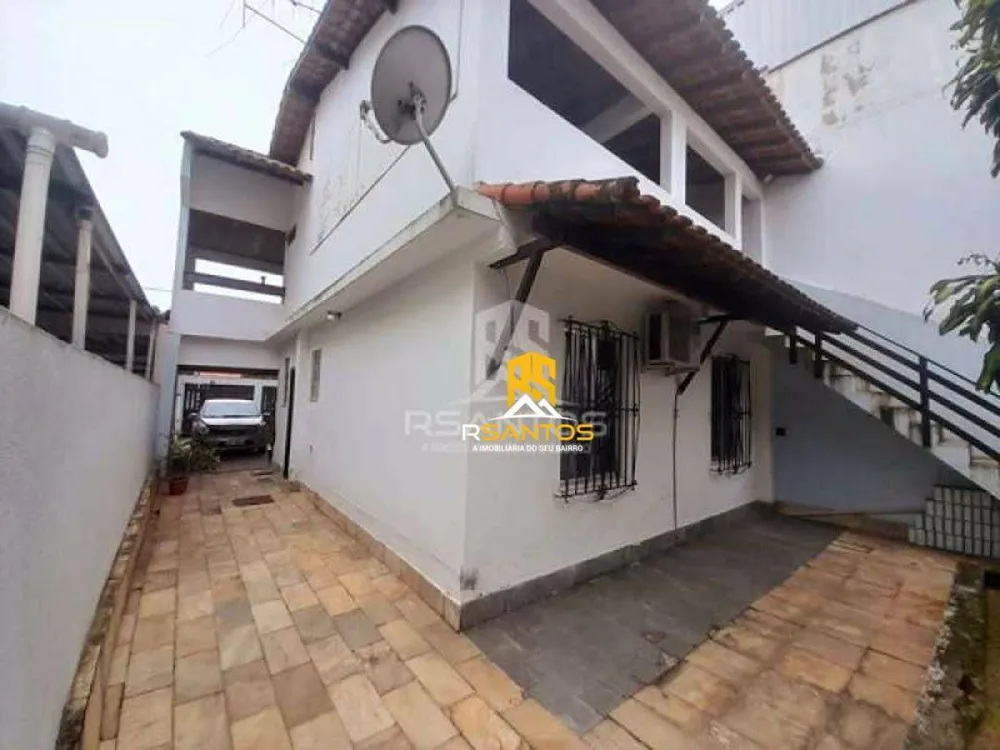 Casa, 3 quartos, 250 m² - Foto 1
