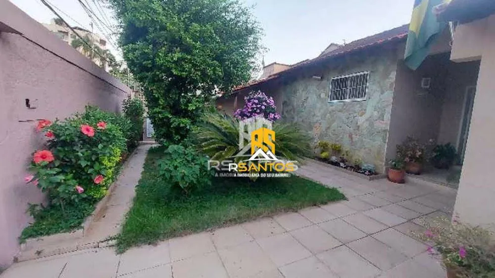 Casa, 3 quartos, 241 m² - Foto 2