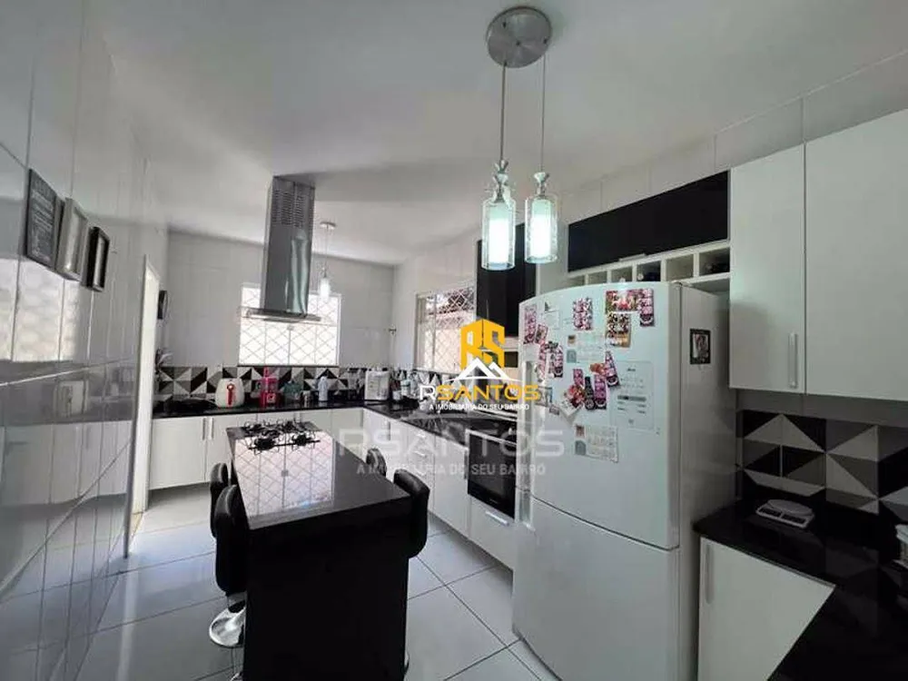 Casa, 4 quartos, 200 m² - Foto 15