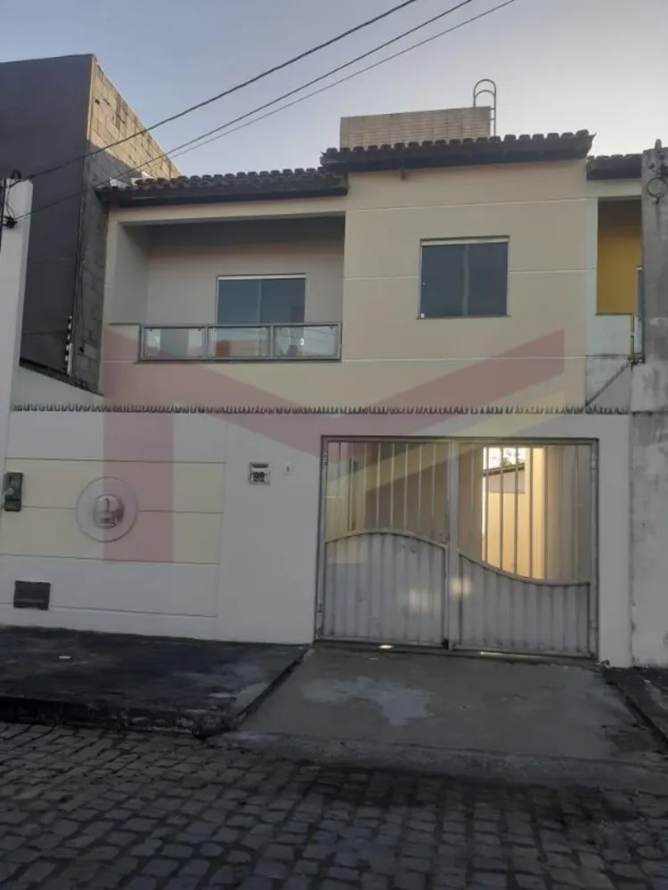 Casa, 2 quartos, 82 m² - Foto 1