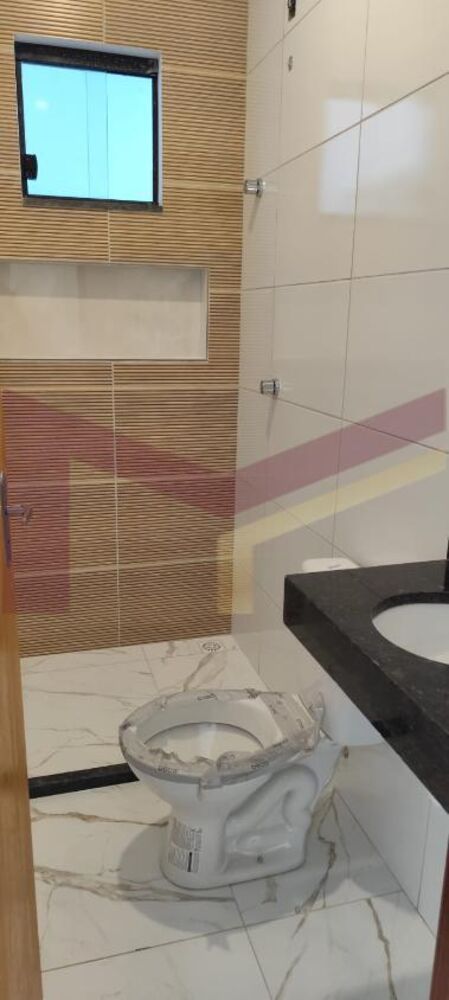 Casa à venda com 2 quartos, 70m² - Foto 8