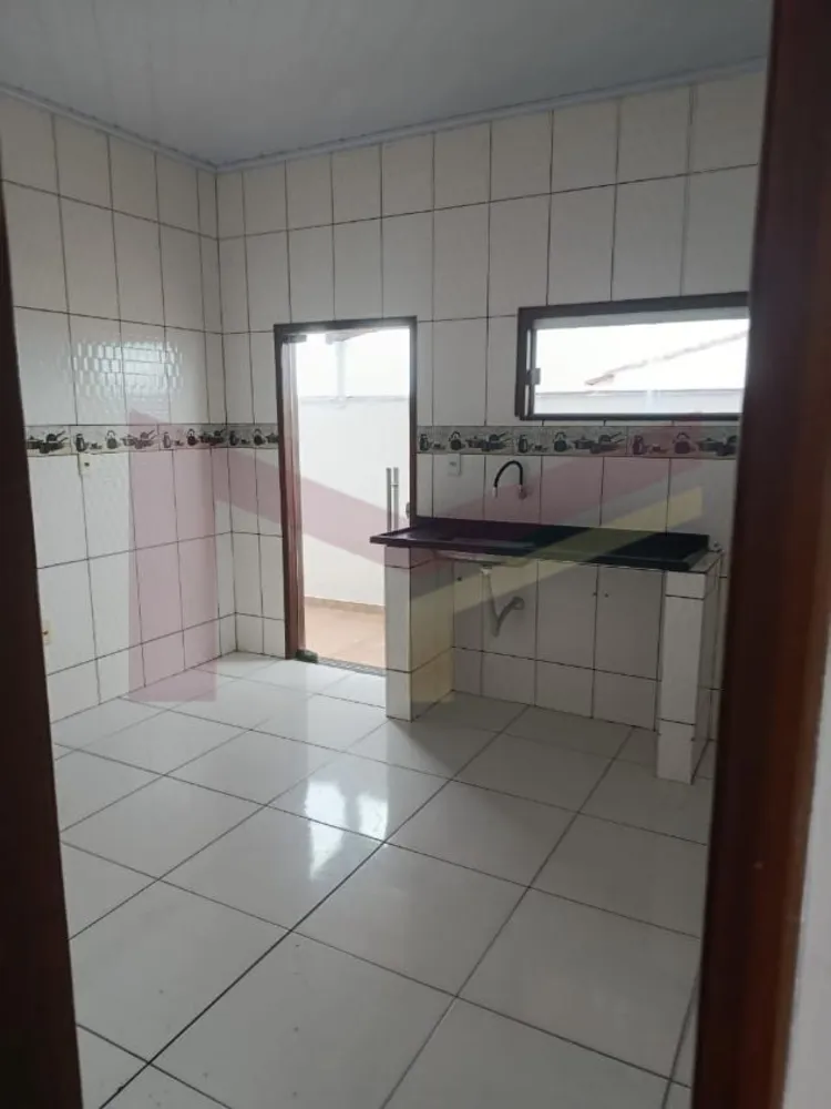 Casa, 3 quartos, 60 m² - Foto 1