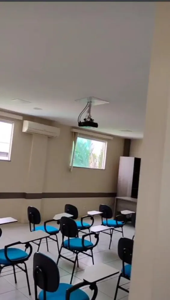 Loja-Salão, 200 m² - Foto 1