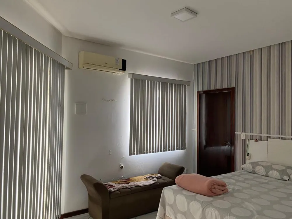 Casa, 4 quartos, 240 m² - Foto 12