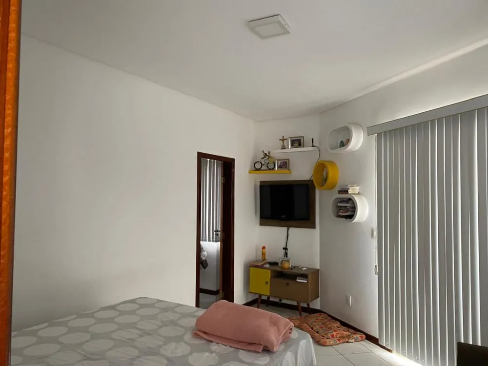 Casa, 4 quartos, 240 m² - Foto 11
