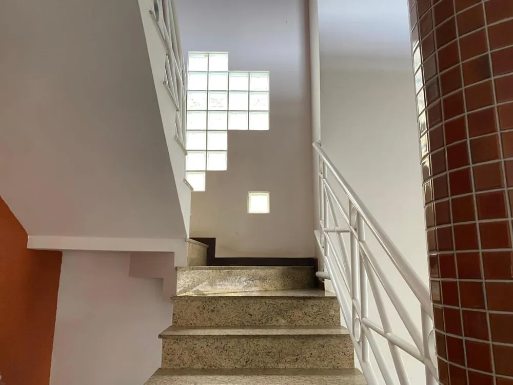 Casa, 4 quartos, 240 m² - Foto 7