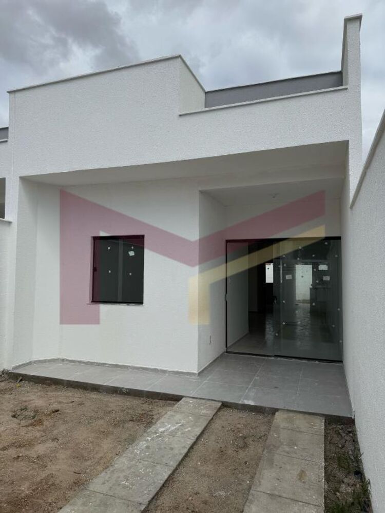 Casa à venda com 2 quartos, 68m² - Foto 1