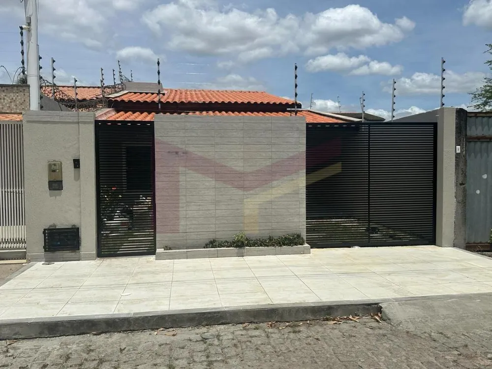 Casa, 3 quartos, 107 m² - Foto 1