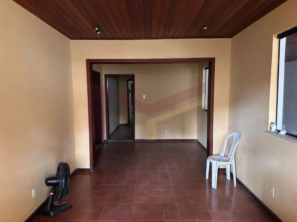 Casa, 3 quartos, 270 m² - Foto 2