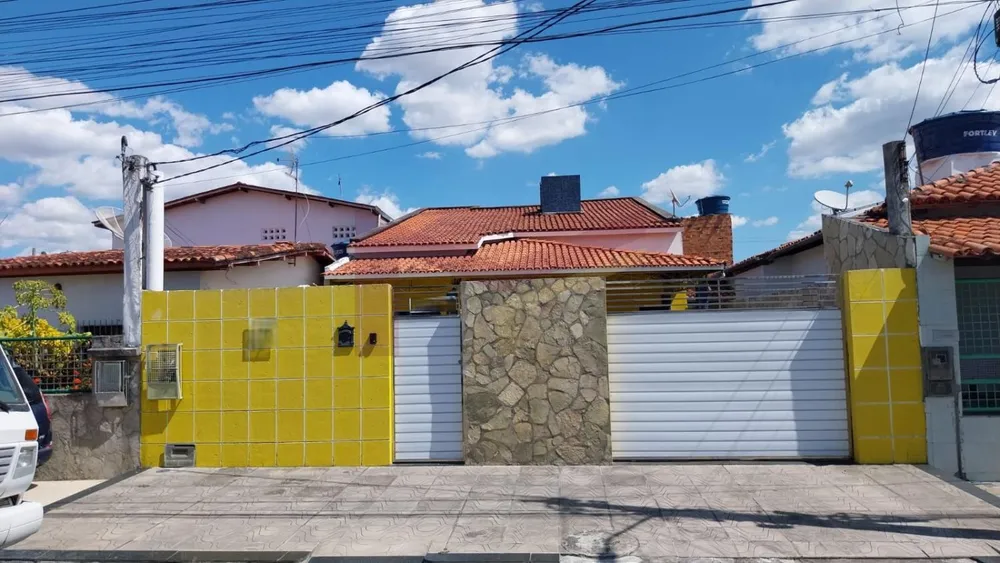 Casa, 3 quartos, 120 m² - Foto 1