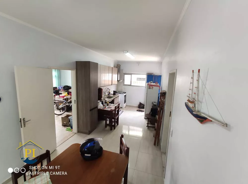 Casa à venda com 4 quartos, 205m² - Foto 2