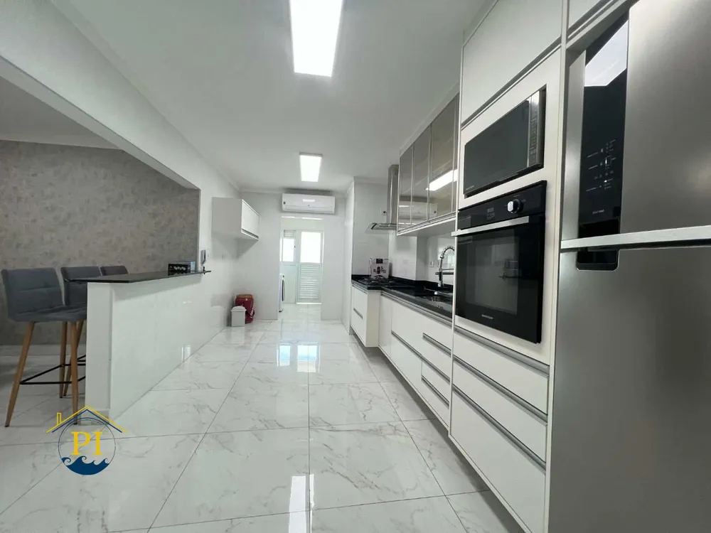 Apartamento, 3 quartos, 146 m² - Foto 1