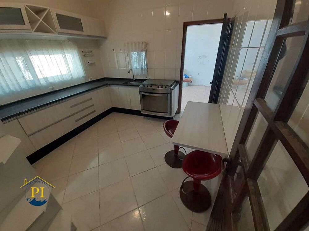 Casa, 3 quartos, 197 m² - Foto 4