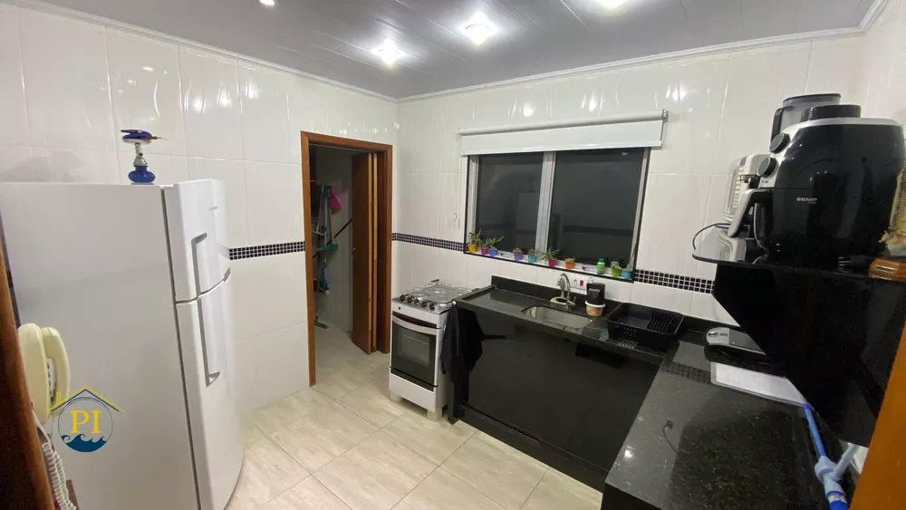 Apartamento à venda com 2 quartos, 70m² - Foto 4