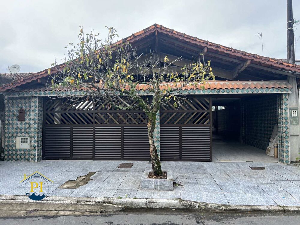 Casa, 2 quartos, 200 m² - Foto 1