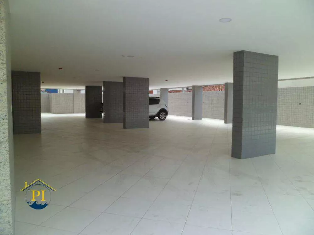 Apartamento à venda com 2 quartos, 100m² - Foto 2