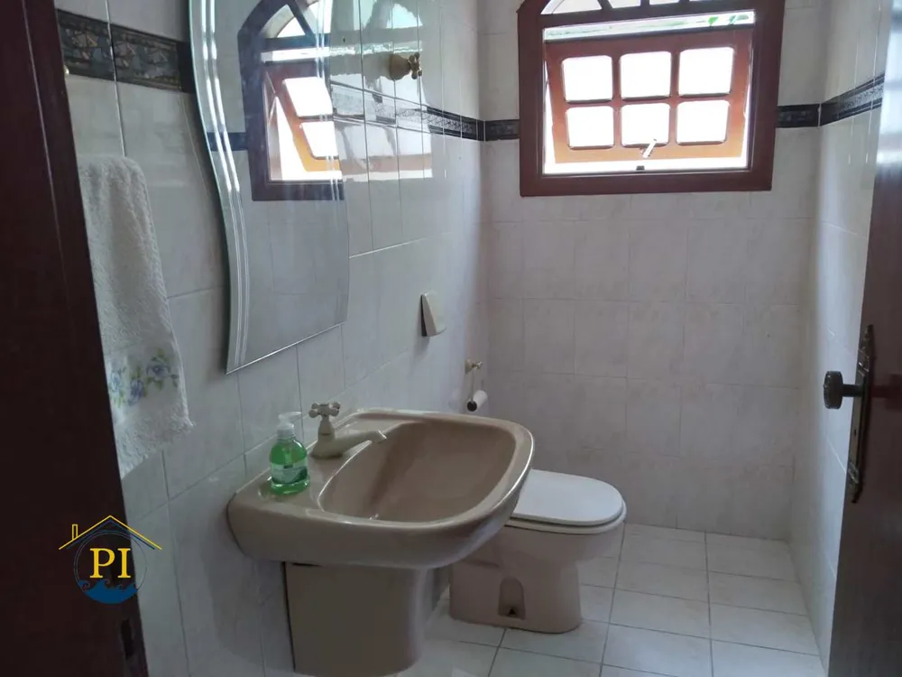Casa, 4 quartos, 270 m² - Foto 1