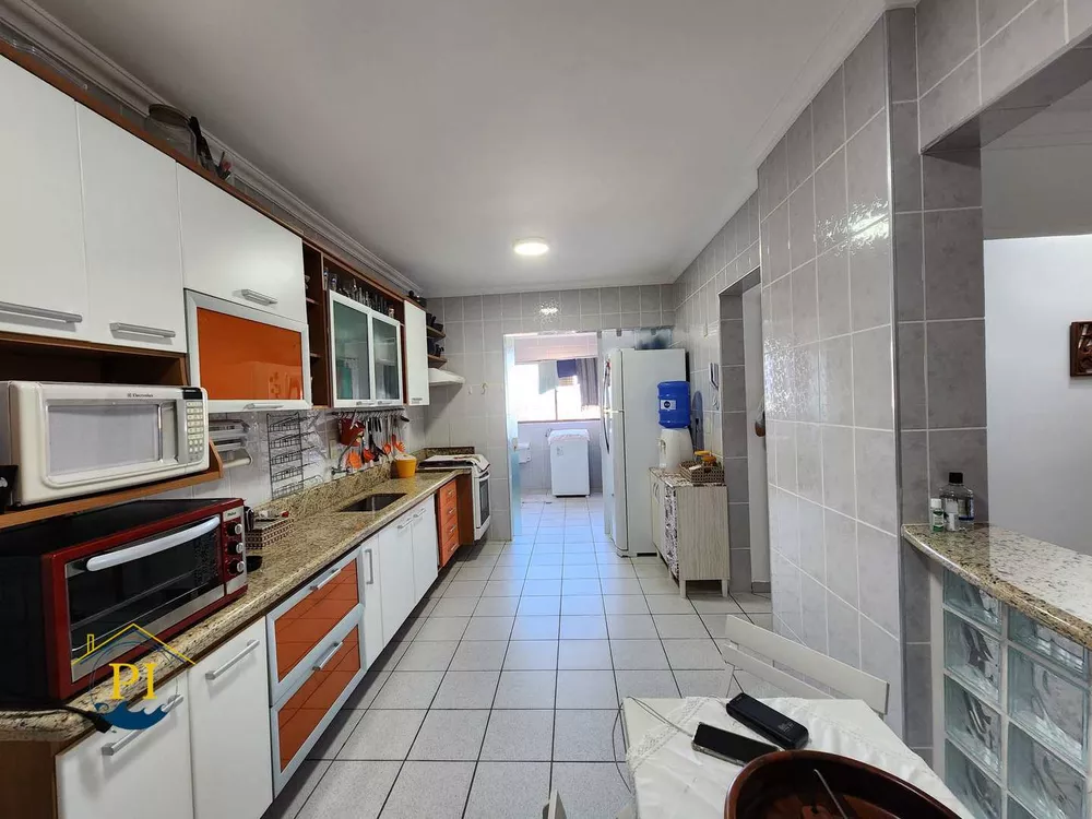 Apartamento à venda com 3 quartos, 148m² - Foto 4