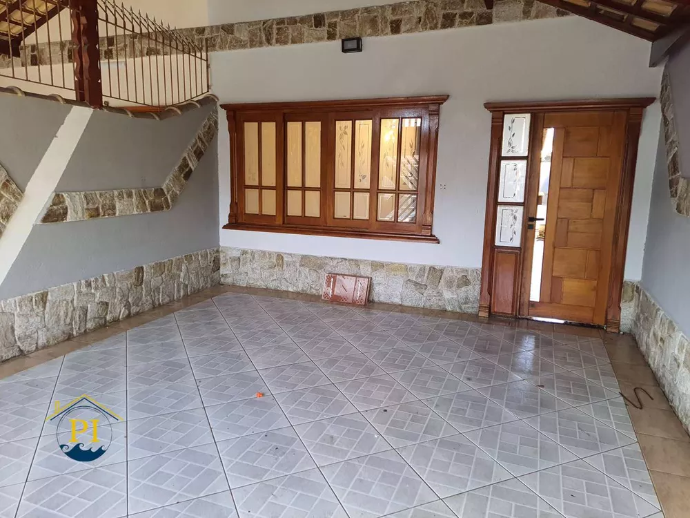 Casa à venda com 3 quartos, 123m² - Foto 1